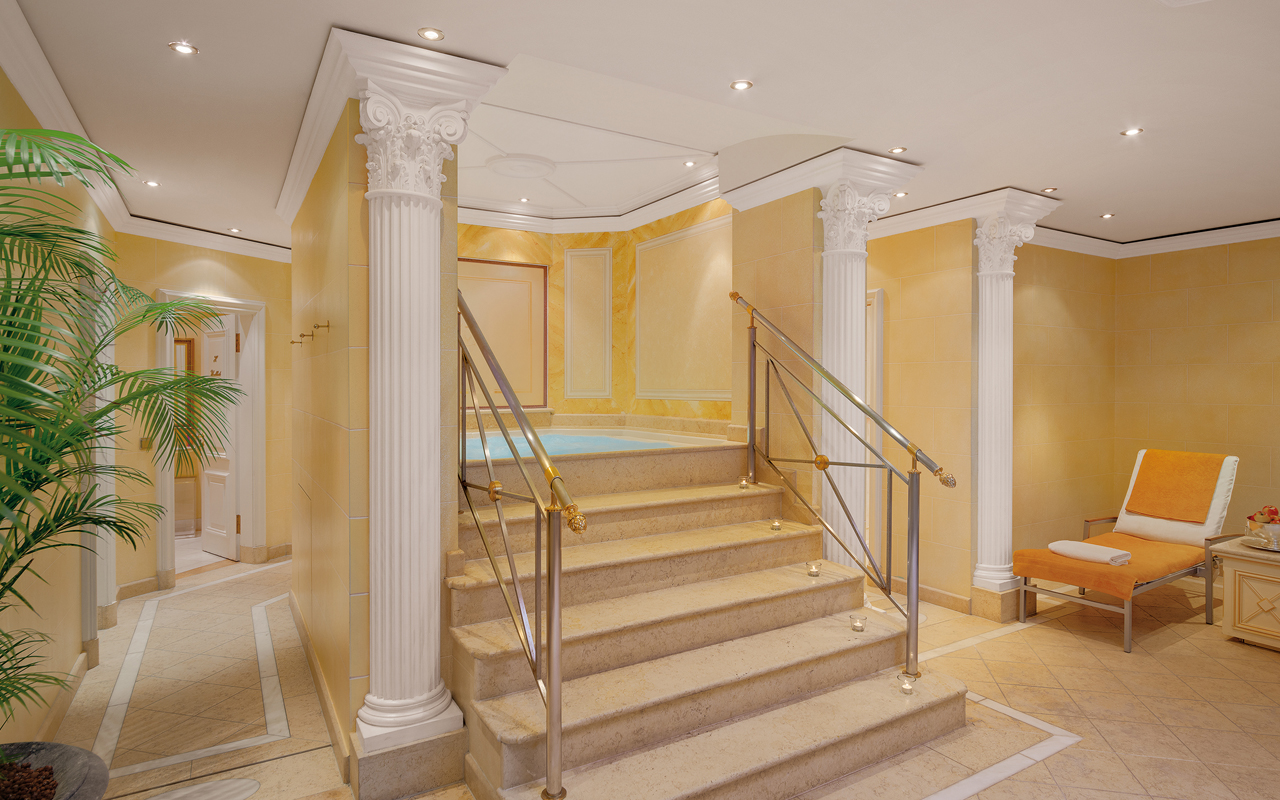 Wellnessbereich Hotel Königshof